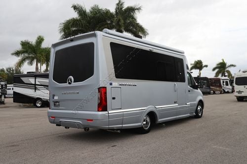 2026 Airstream Atlas AP Tommy Bahama