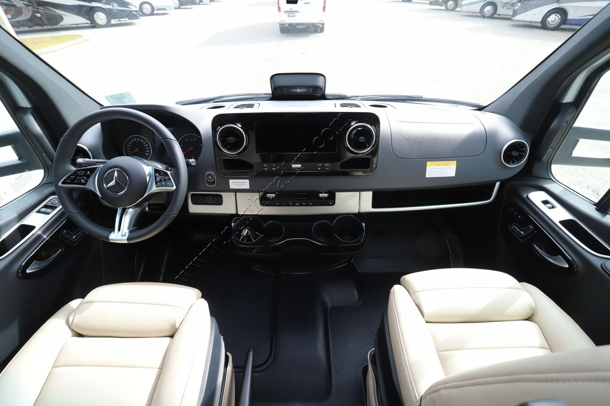 2026 Airstream Atlas AP Tommy Bahama Class C New  For Sale