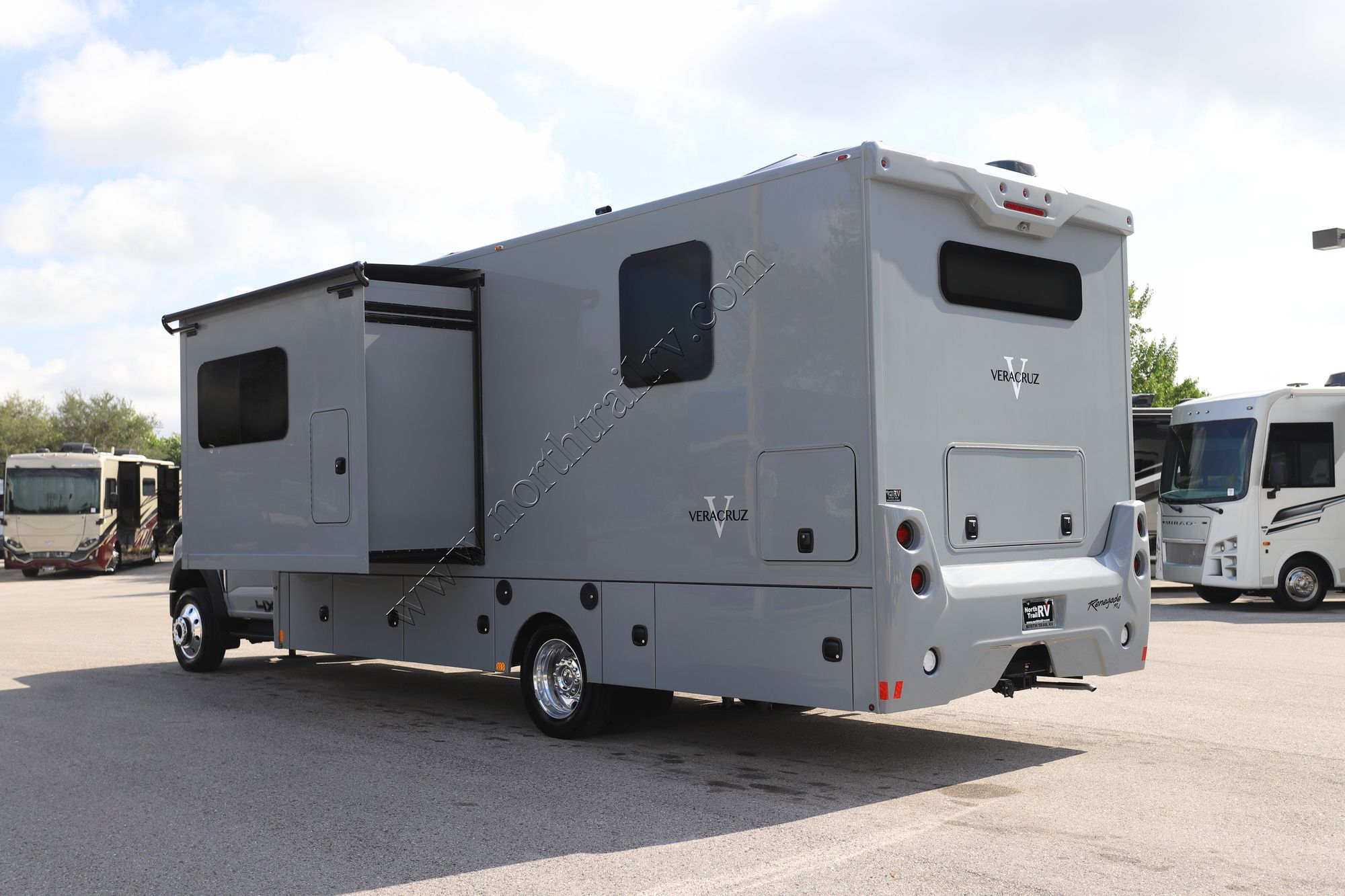 New 2026 Renegade Rv Veracruz 32VRS Super C  For Sale