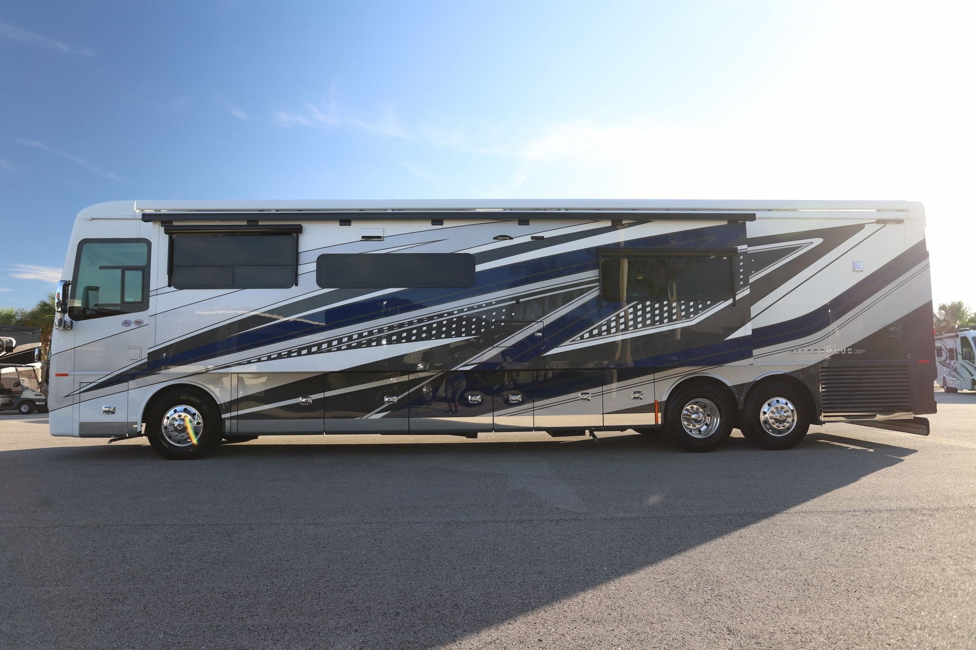 Used 2025 Tiffin Motor Homes Allegro Bus 45FP Class A  For Sale