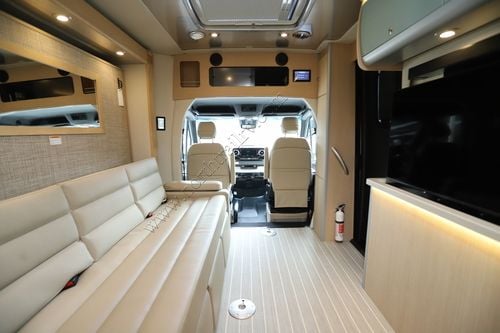 2026 Airstream Atlas AP Tommy Bahama