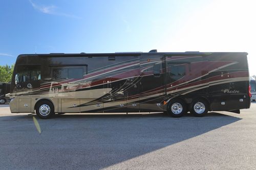 2014 Tiffin Motor Homes Phaeton 42LH