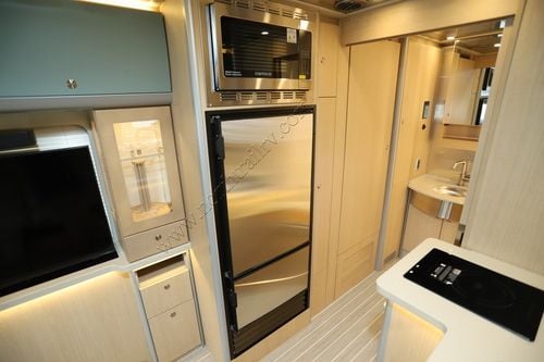 2026 Airstream Atlas AP Tommy Bahama