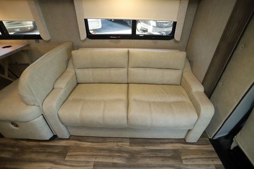 2022 Nexus Triumph 32TSC