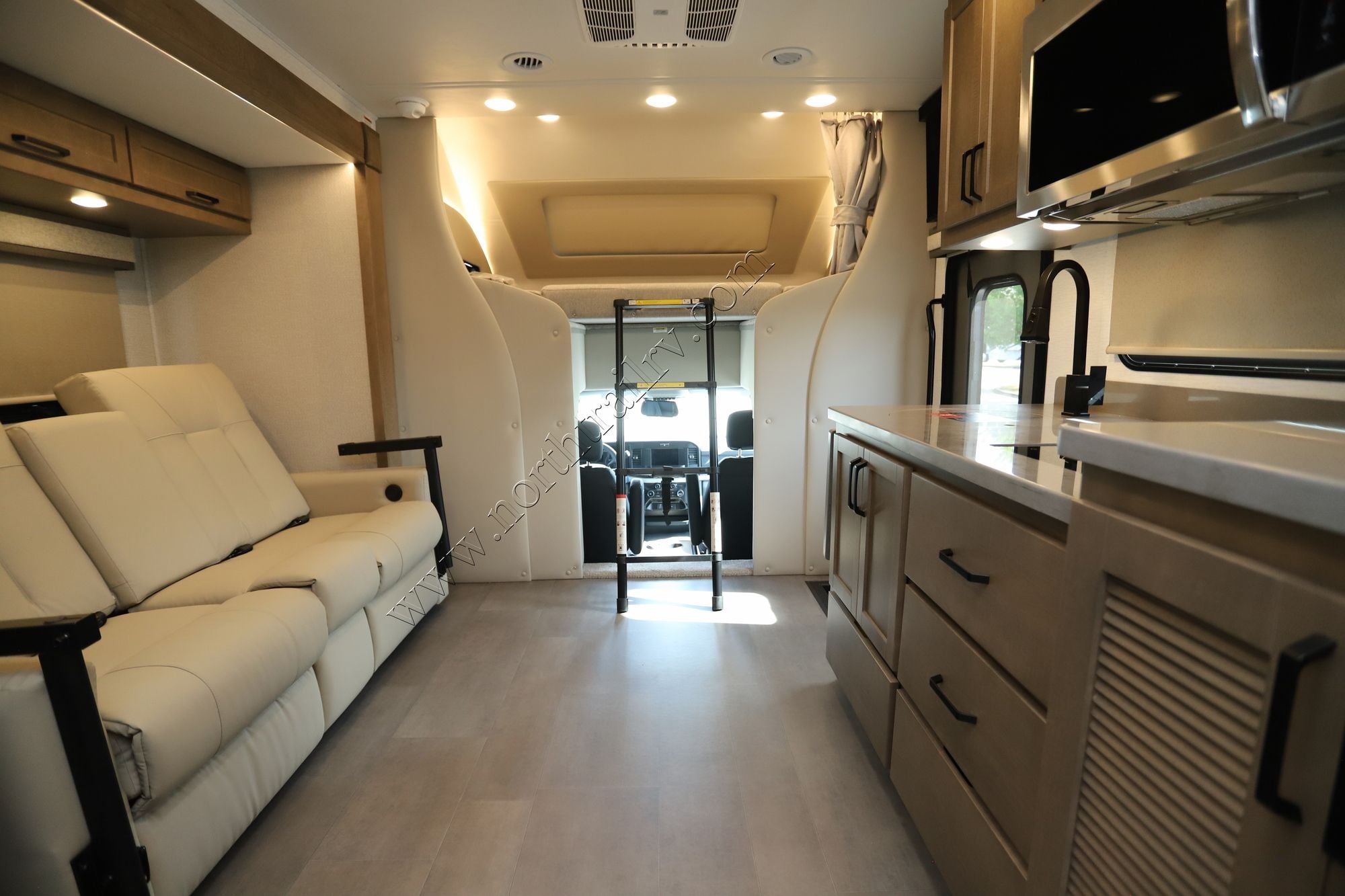 New 2026 Renegade Rv Veracruz 32VRS Super C  For Sale