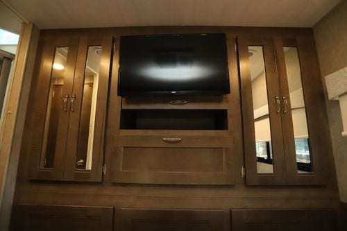 2022 Nexus Triumph 32TSC