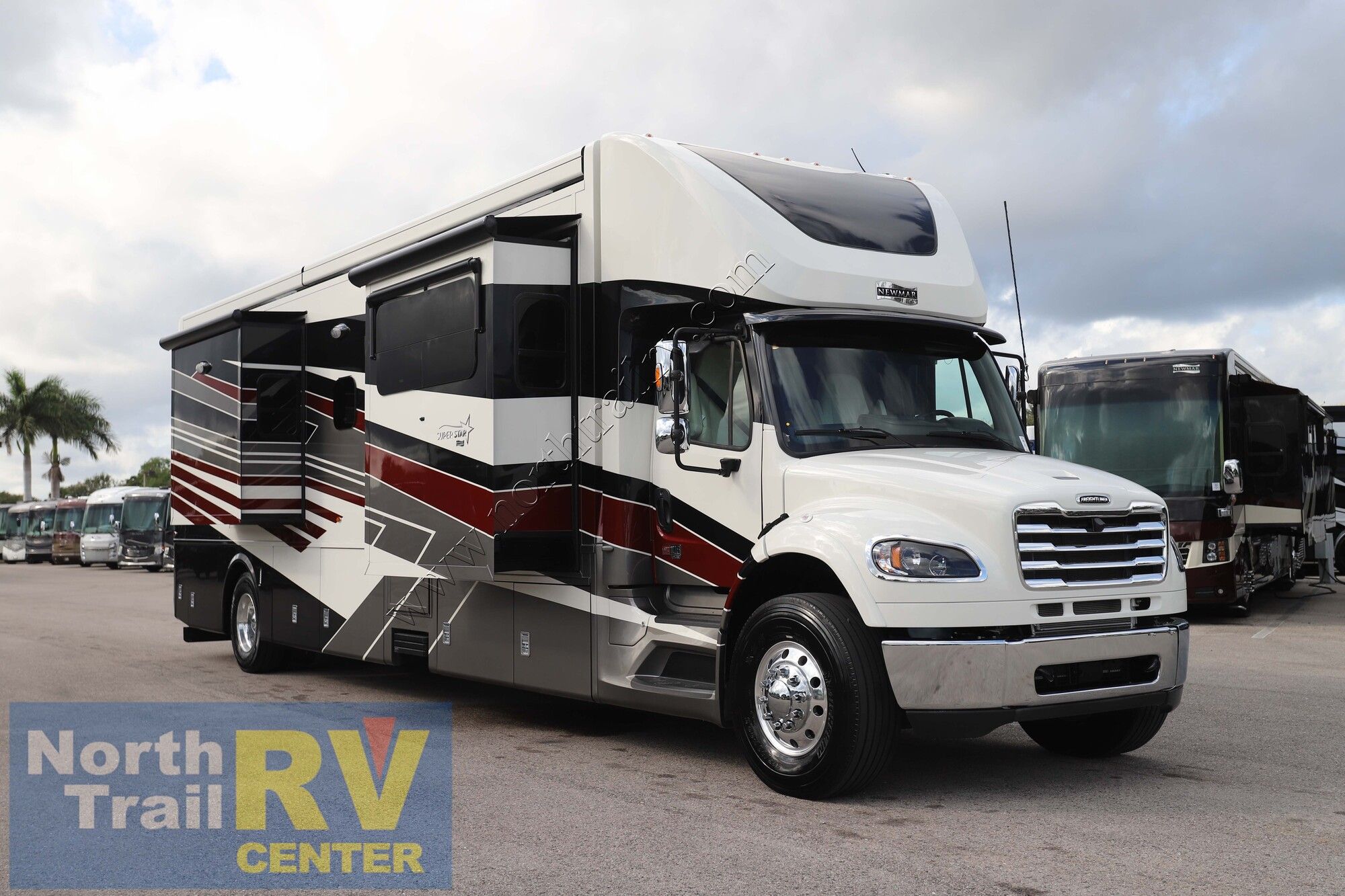 New 2026 Newmar Super Star 4059 Super C  For Sale