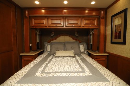 2014 Tiffin Motor Homes Phaeton 42LH