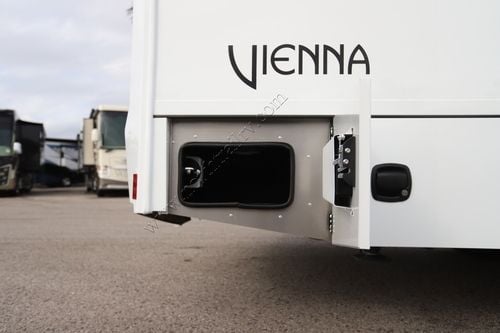 2026 Renegade Rv Vienna 25RMC