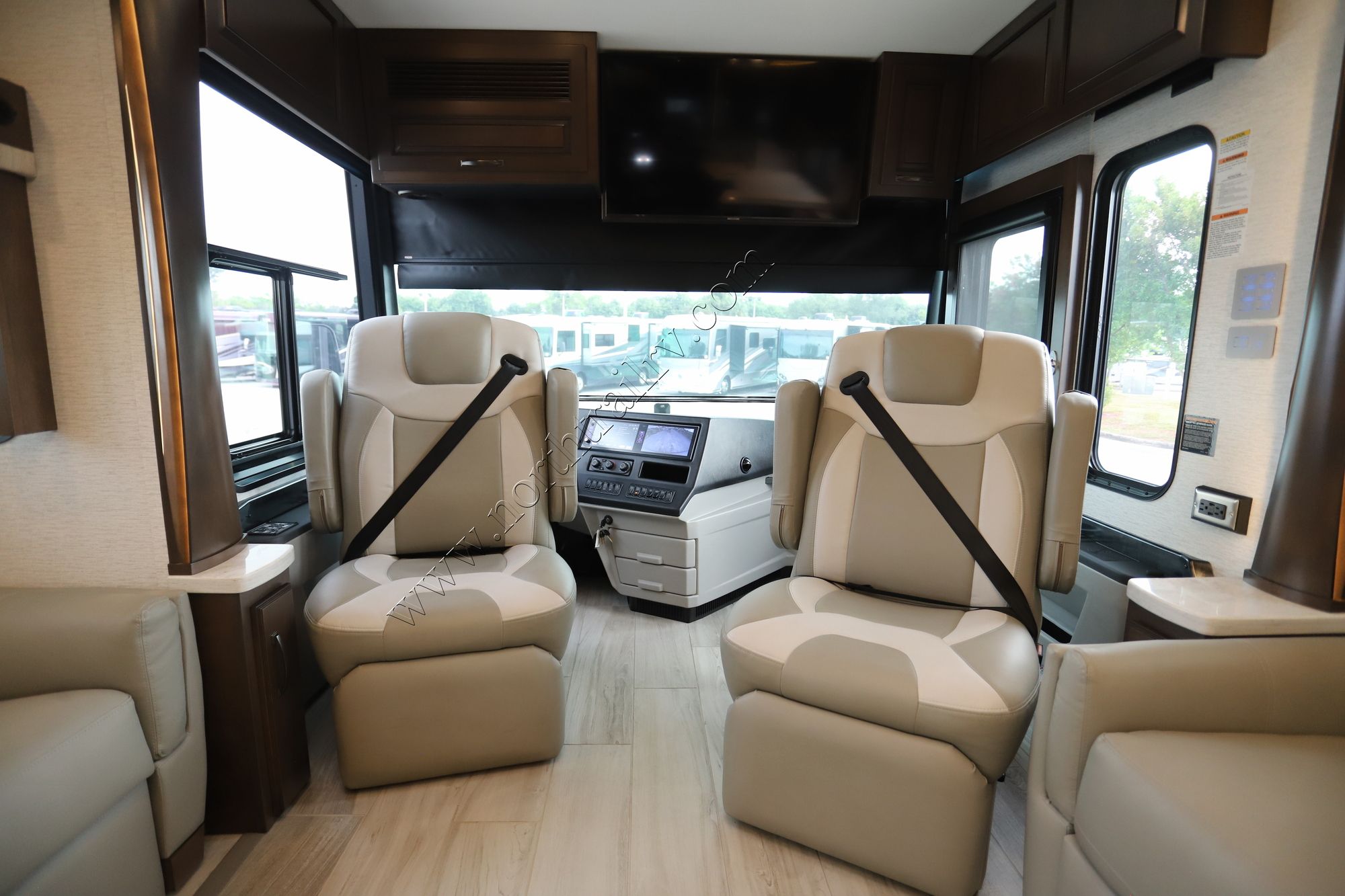 Used 2024 Newmar Dutch Star 4081 Class A  For Sale