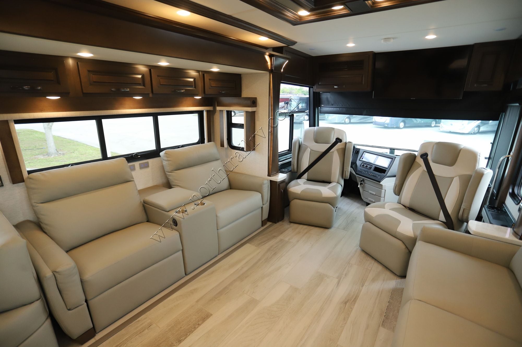 Used 2024 Newmar Dutch Star 4081 Class A  For Sale