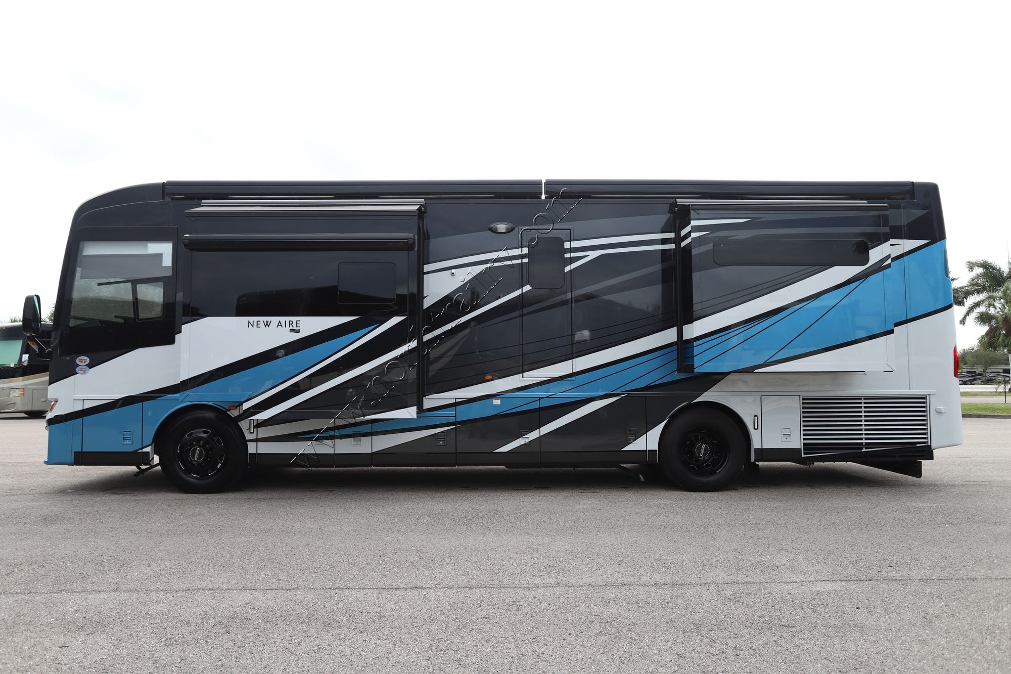 New 2026 Newmar New Aire 3543 Class A  For Sale