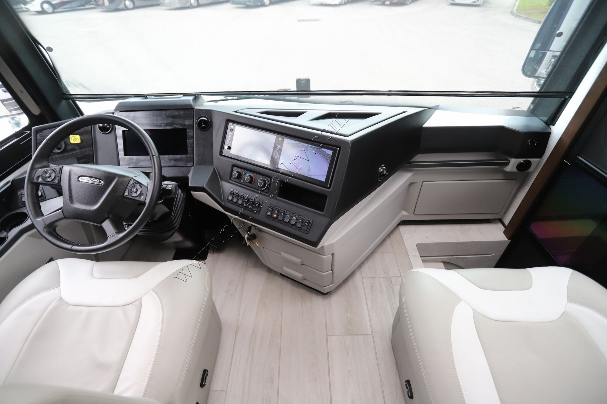 Used 2024 Newmar Dutch Star 4081 Class A  For Sale