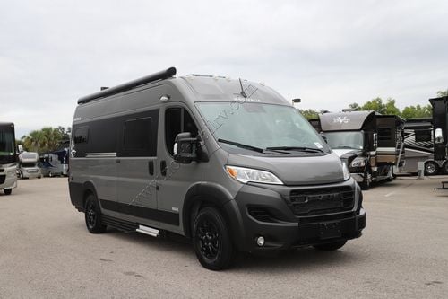 2025 Roadtrek Westfalia WAVE