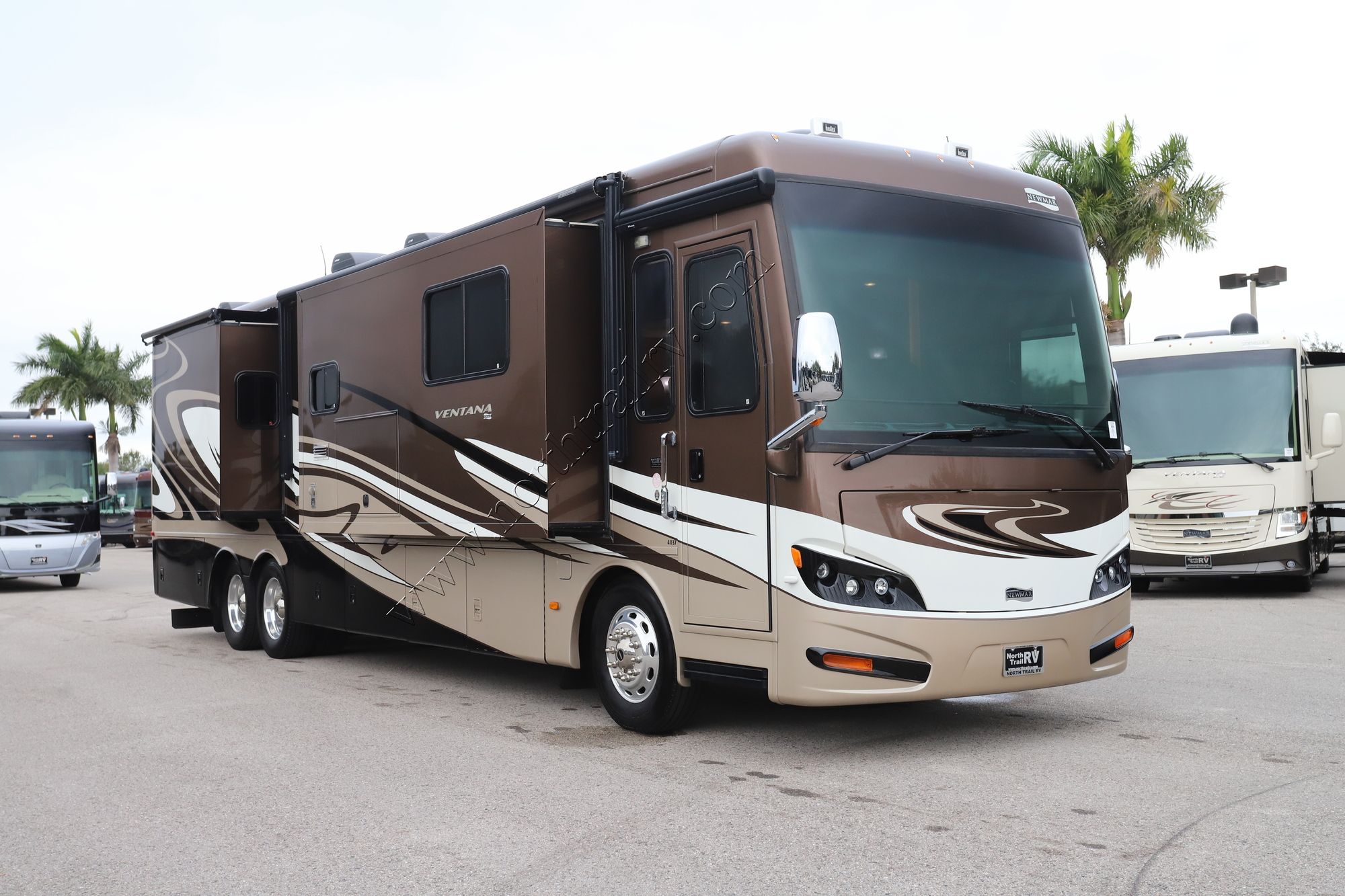 Used 2014 Newmar Ventana 4037 Class A  For Sale
