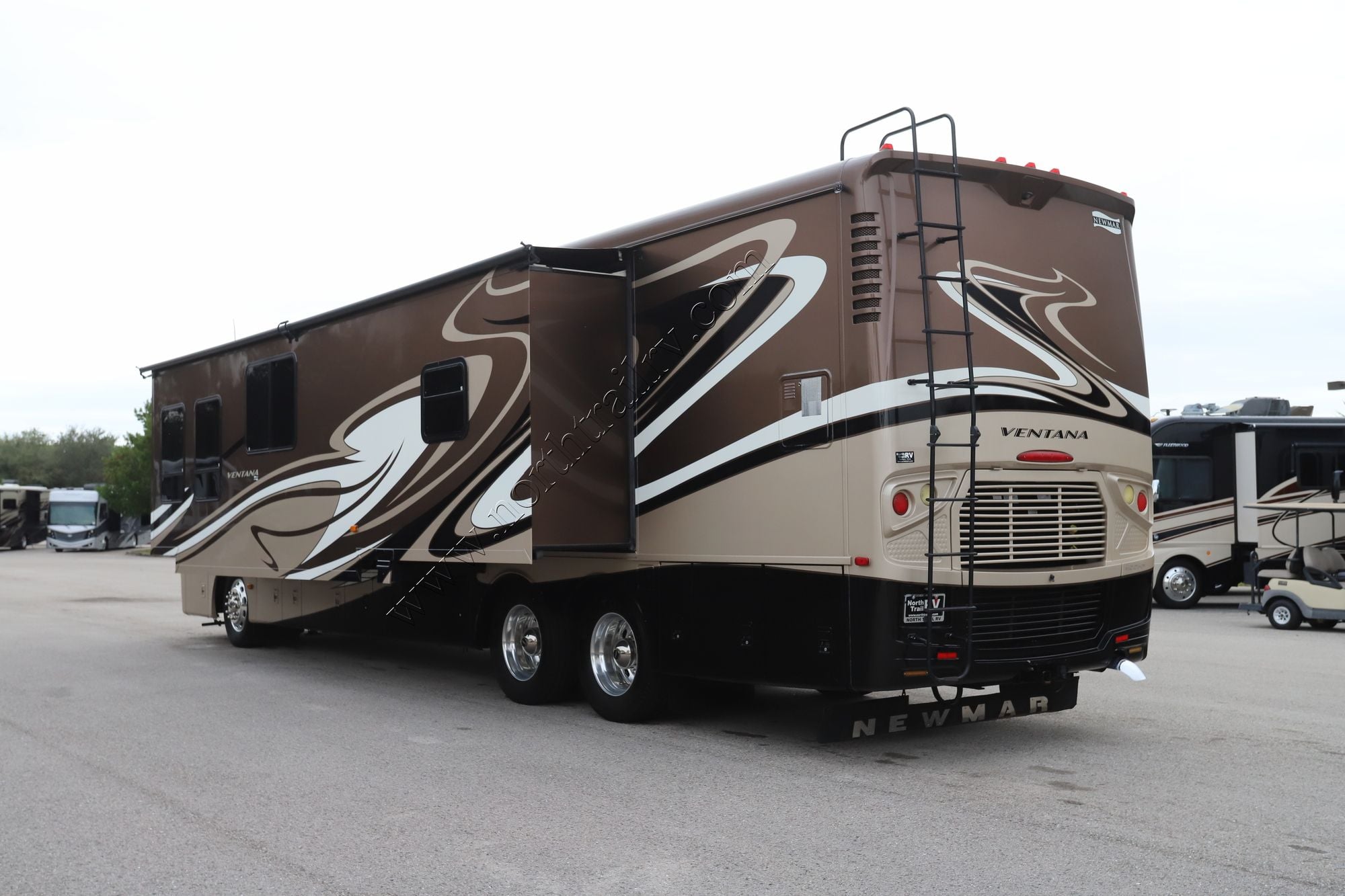 Used 2014 Newmar Ventana 4037 Class A  For Sale