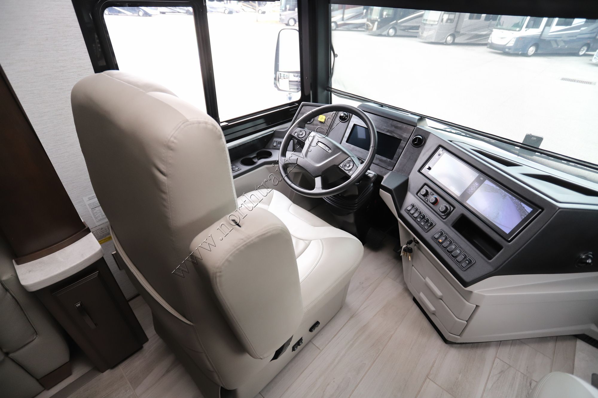 Used 2024 Newmar Dutch Star 4081 Class A  For Sale