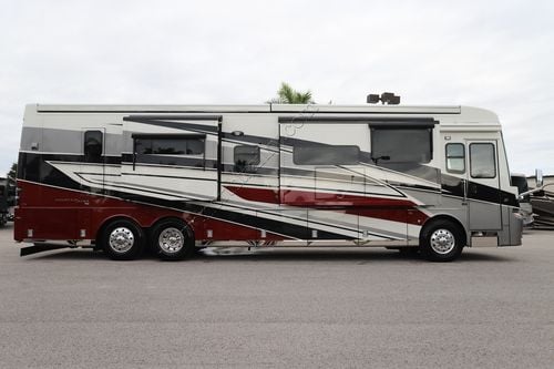 2025 Newmar Mountain Aire 4118