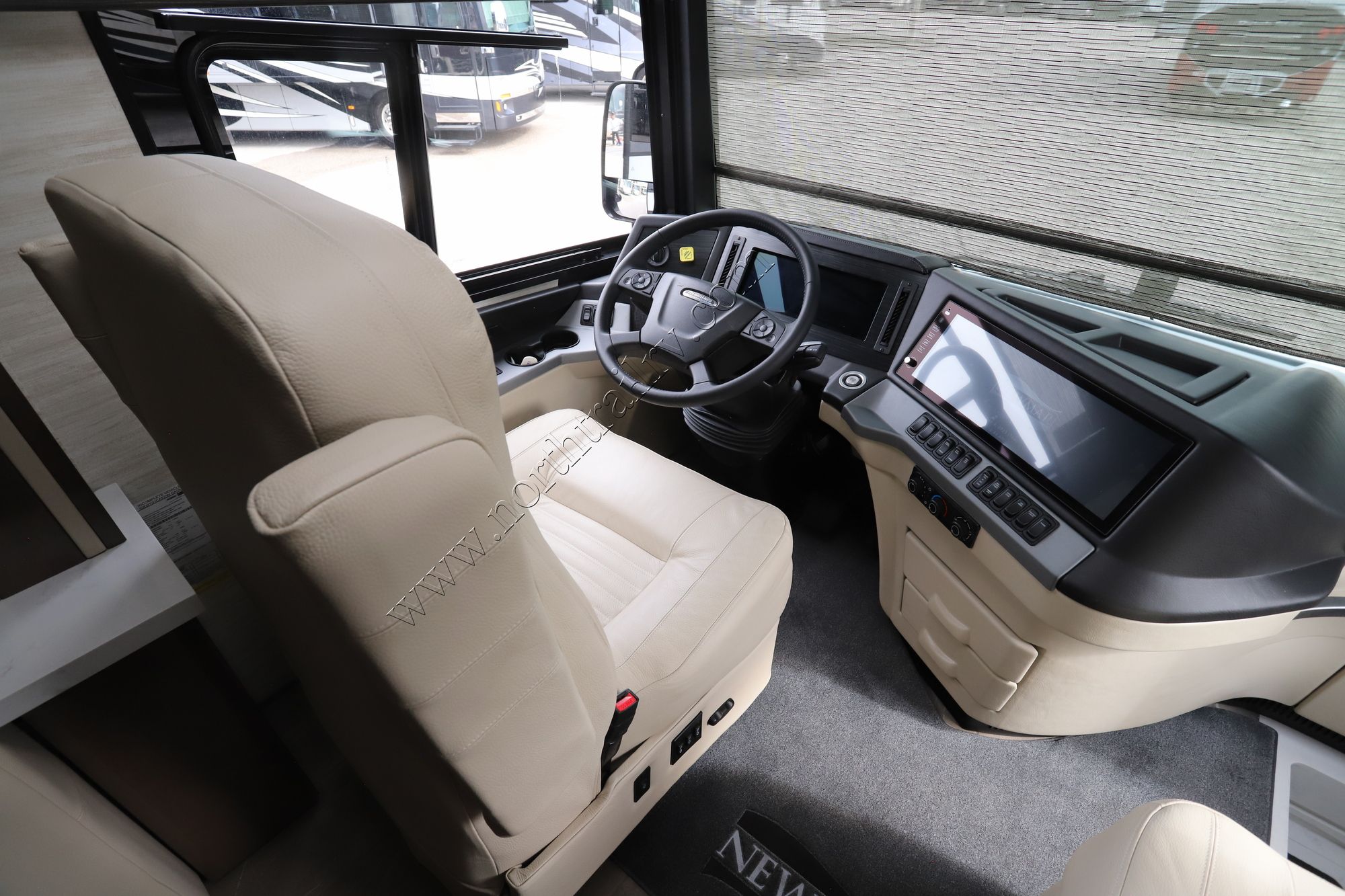 New 2026 Newmar New Aire 3543 Class A  For Sale