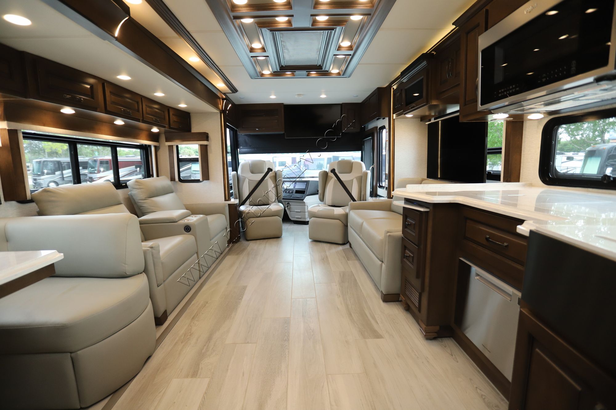 Used 2024 Newmar Dutch Star 4081 Class A  For Sale