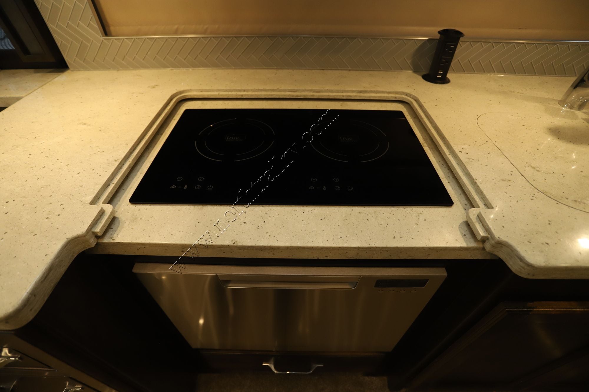 Used 2020 Tiffin Motor Homes Allegro Red 37BA Class A  For Sale