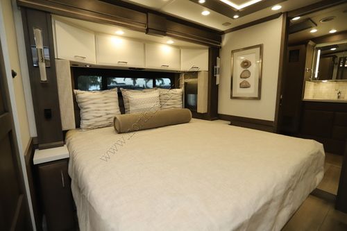 2025 Newmar Mountain Aire 4118