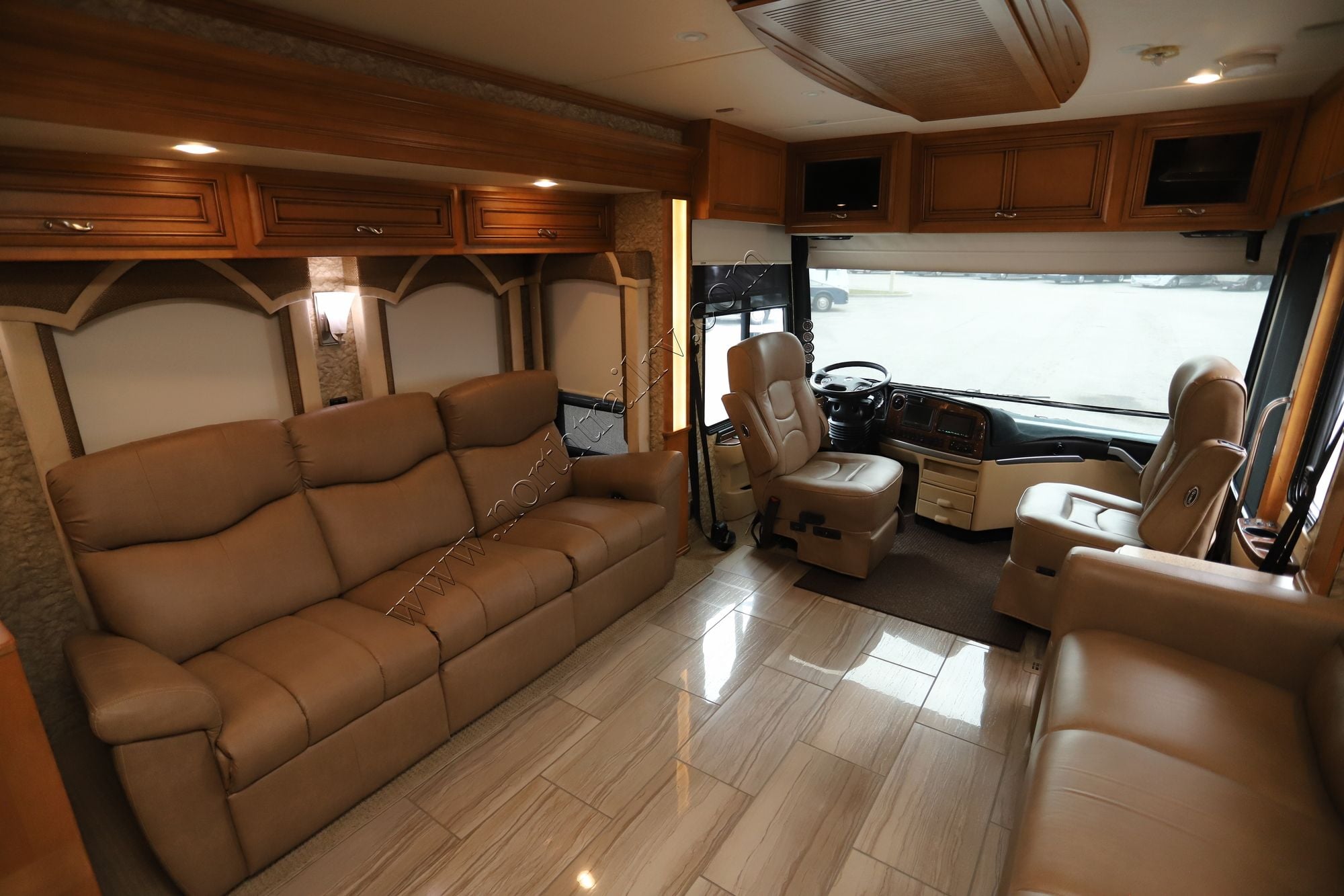 Used 2014 Newmar Ventana 4037 Class A  For Sale