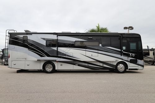 2020 Tiffin Motor Homes Allegro Red 37BA