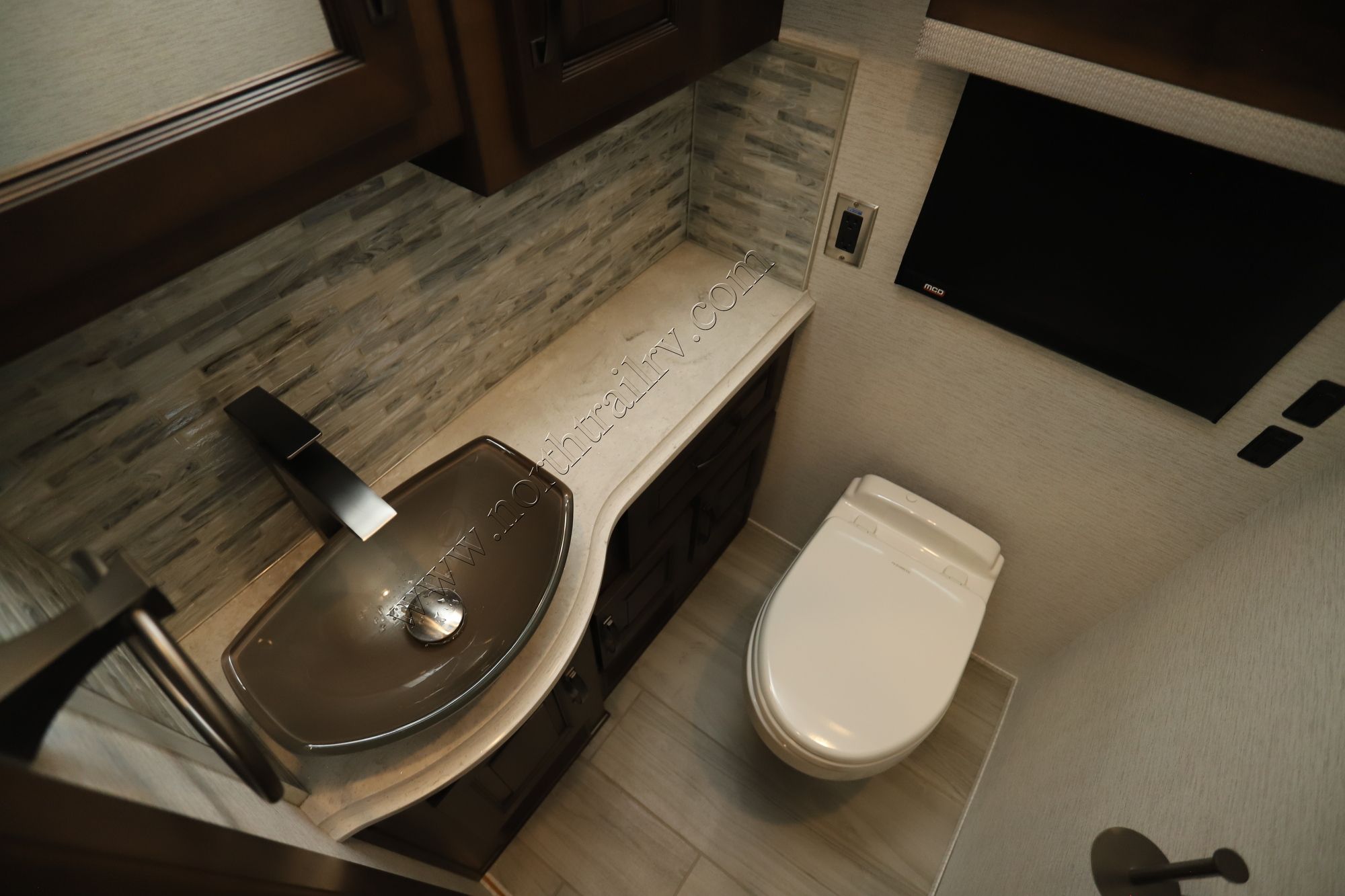 Used 2024 Newmar Dutch Star 4081 Class A  For Sale