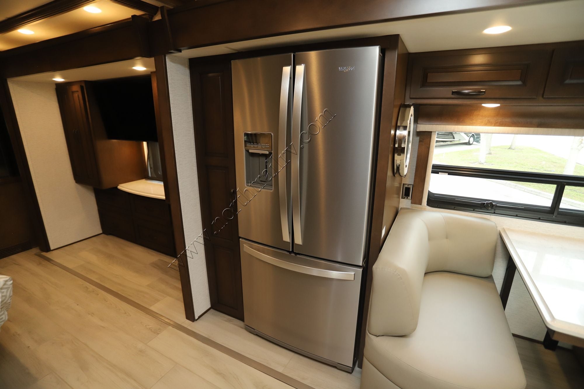 Used 2024 Newmar Dutch Star 4081 Class A  For Sale