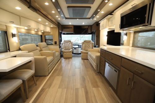 2025 Newmar Mountain Aire 4118