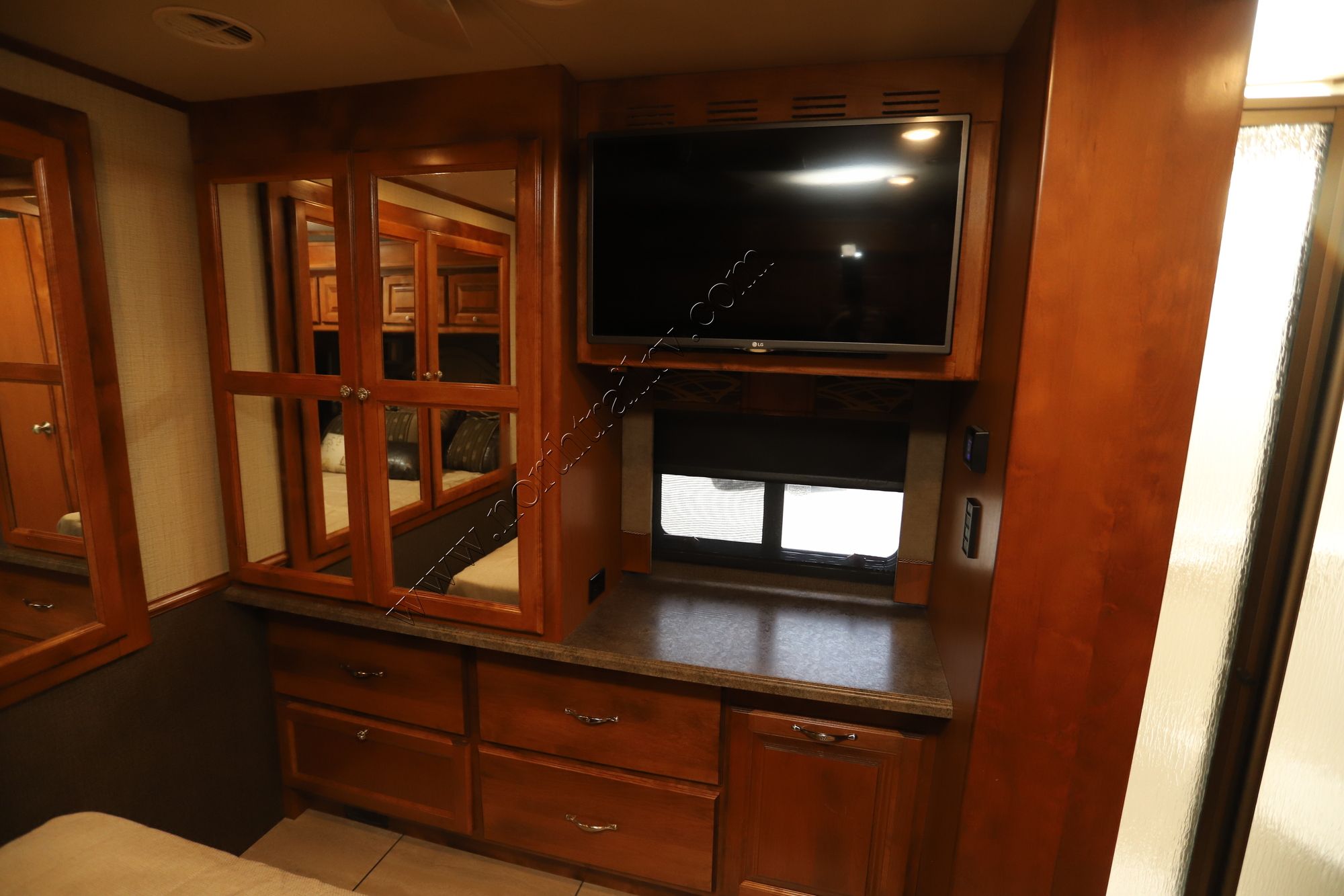 Used 2016 Tiffin Motor Homes Allegro Open Road 31SA Class A  For Sale