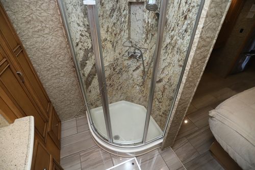 2014 Newmar Ventana 4037