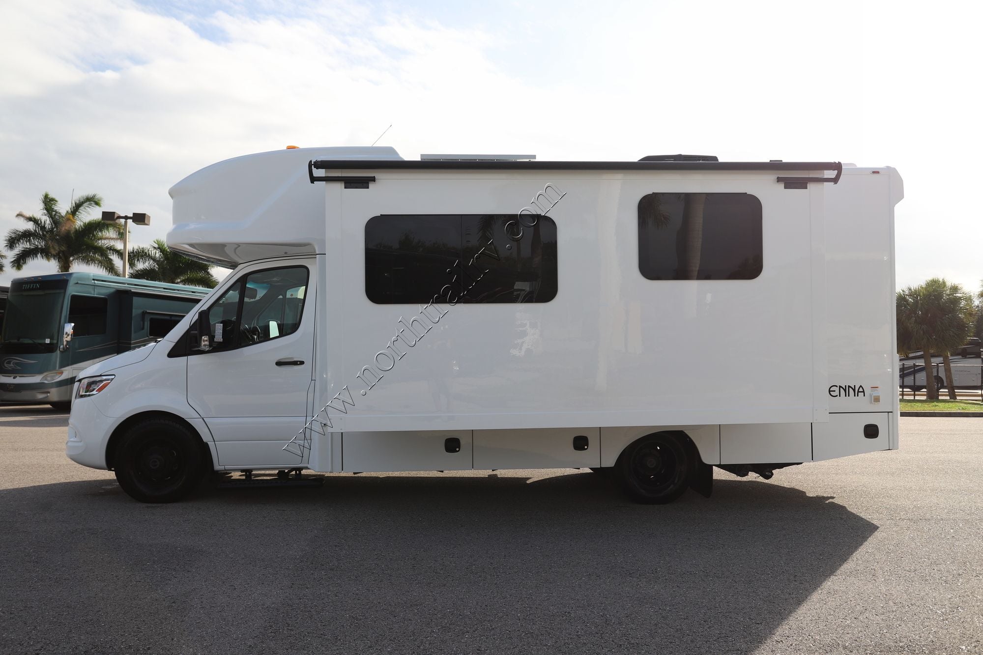 New 2026 Renegade Rv Vienna 25RMC Class C  For Sale