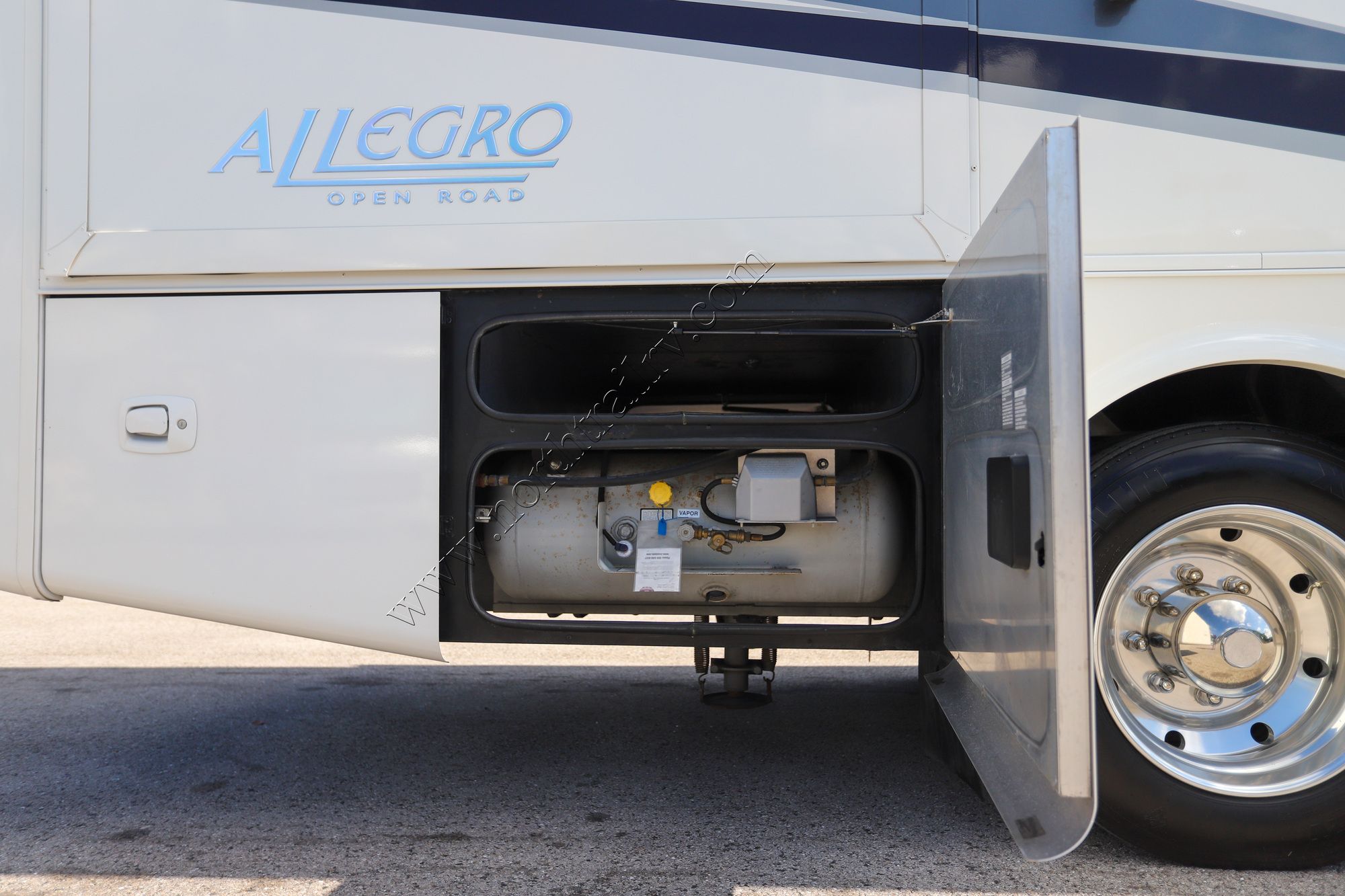 Used 2016 Tiffin Motor Homes Allegro Open Road 31SA Class A  For Sale