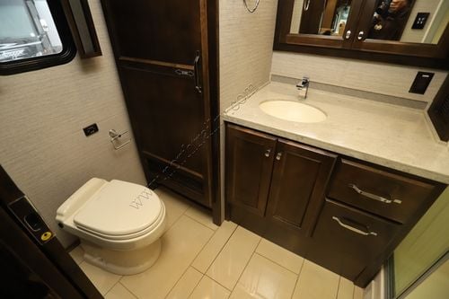 2020 Tiffin Motor Homes Allegro Red 37BA