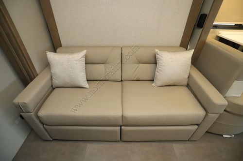 2026 Renegade Rv Vienna 25RMC