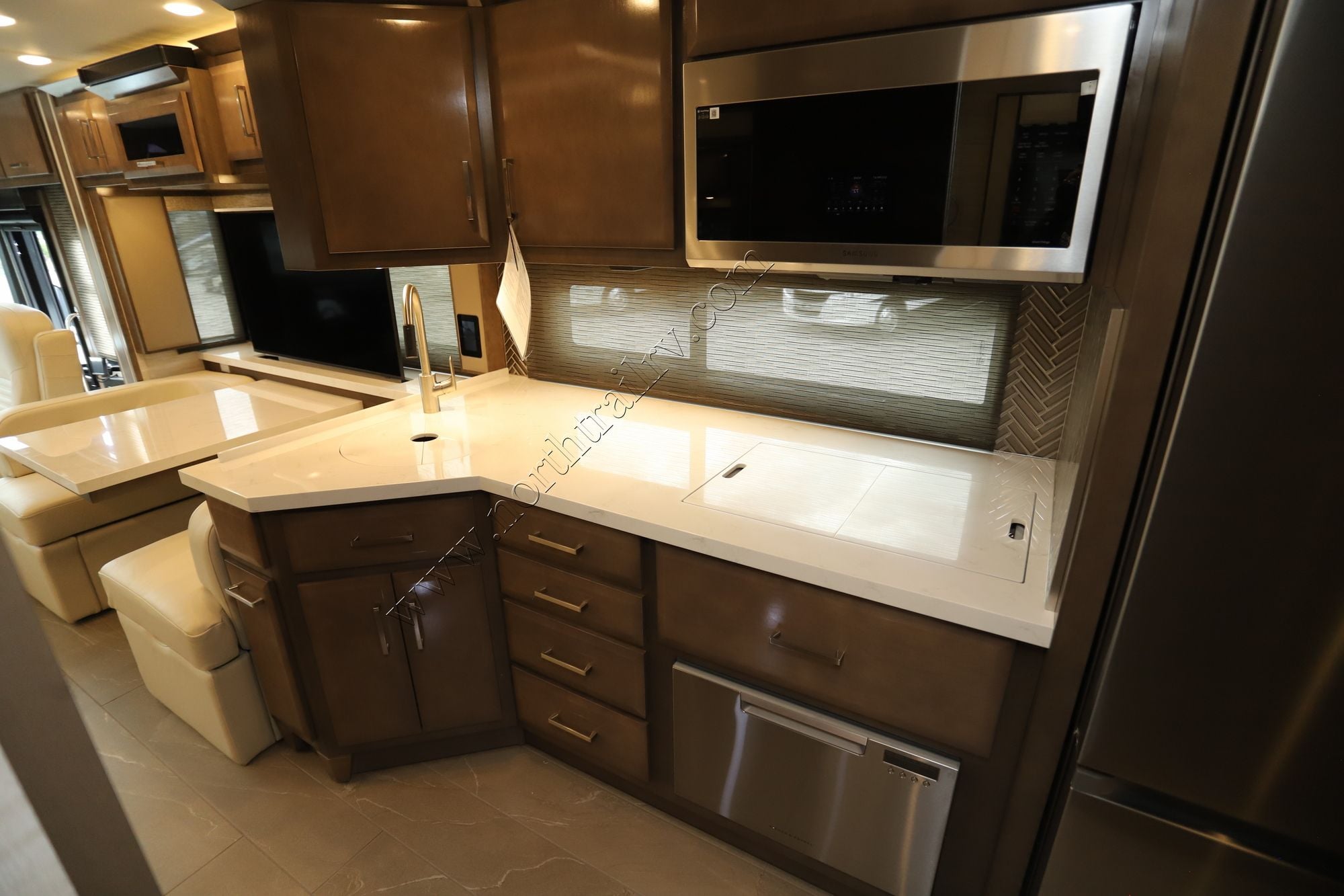 New 2026 Newmar New Aire 3543 Class A  For Sale