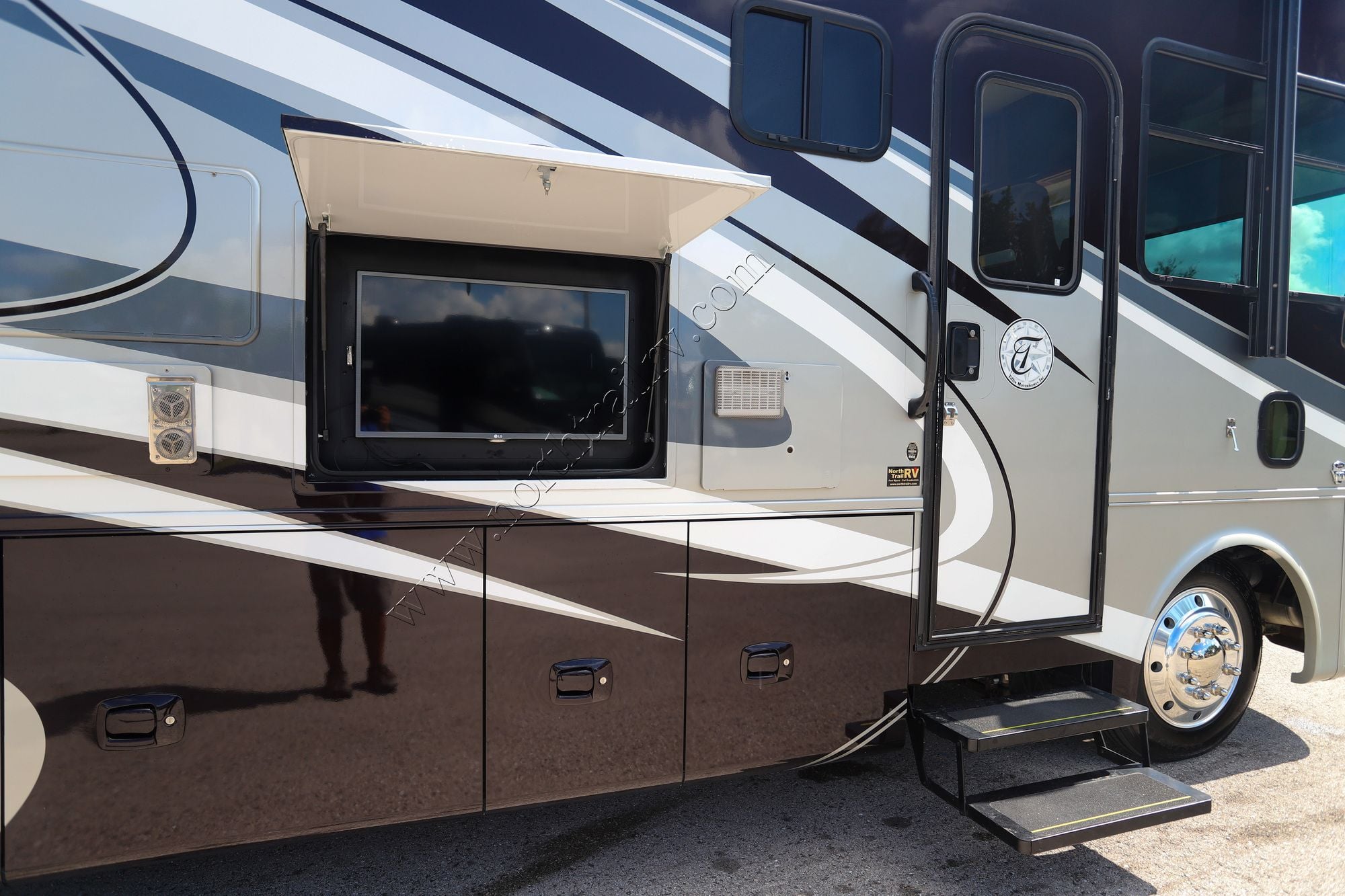 Used 2016 Tiffin Motor Homes Allegro Open Road 31SA Class A  For Sale