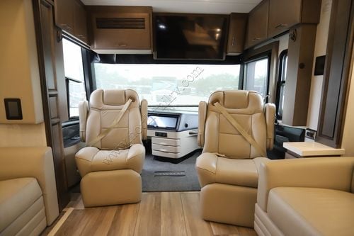 2025 Newmar Mountain Aire 4118