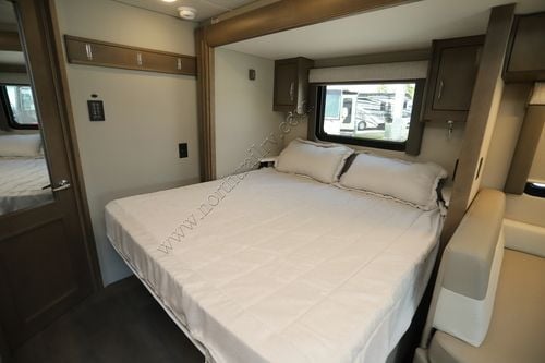 2026 Renegade Rv Vienna 25RMC