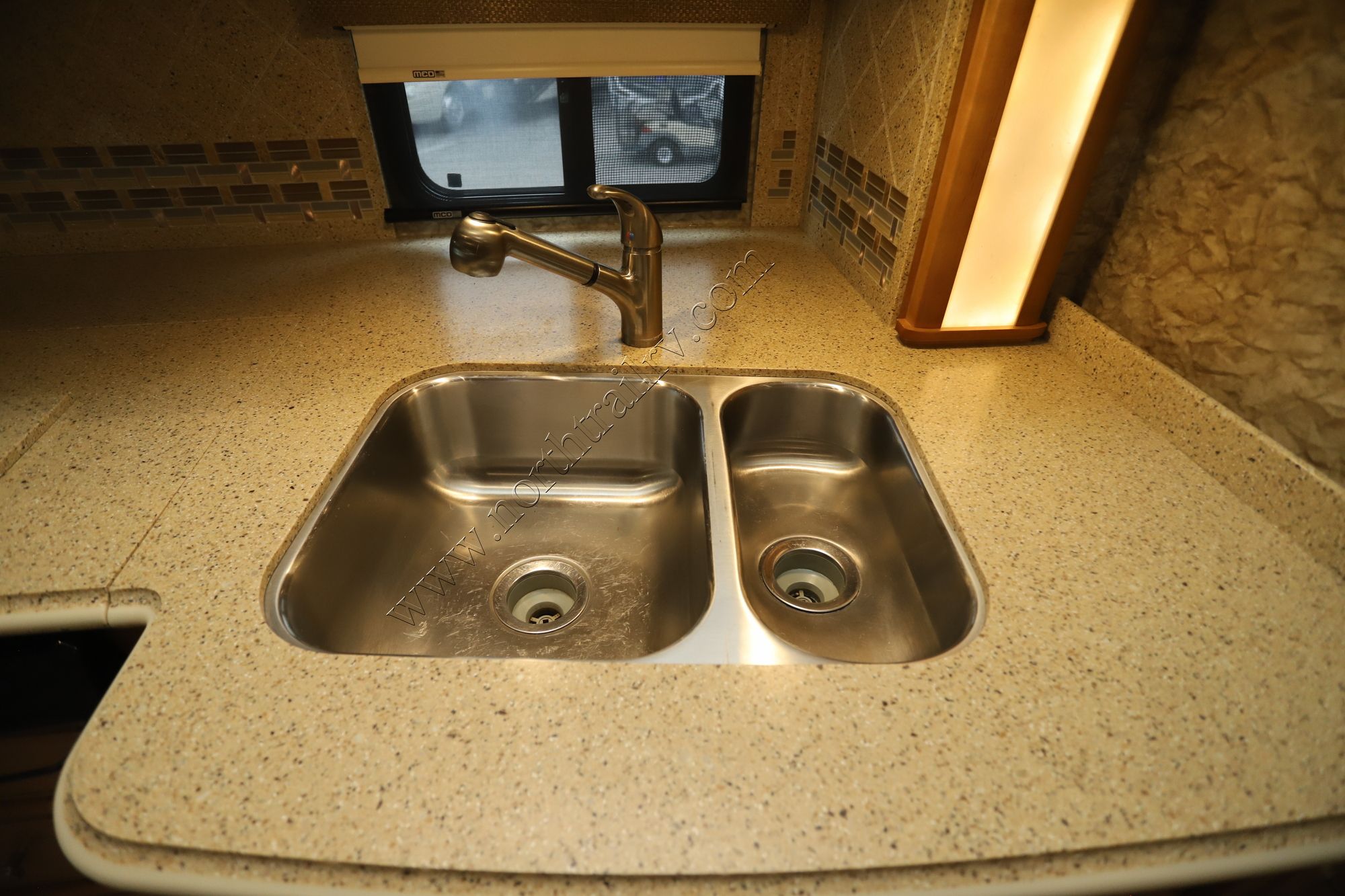 Used 2014 Newmar Ventana 4037 Class A  For Sale