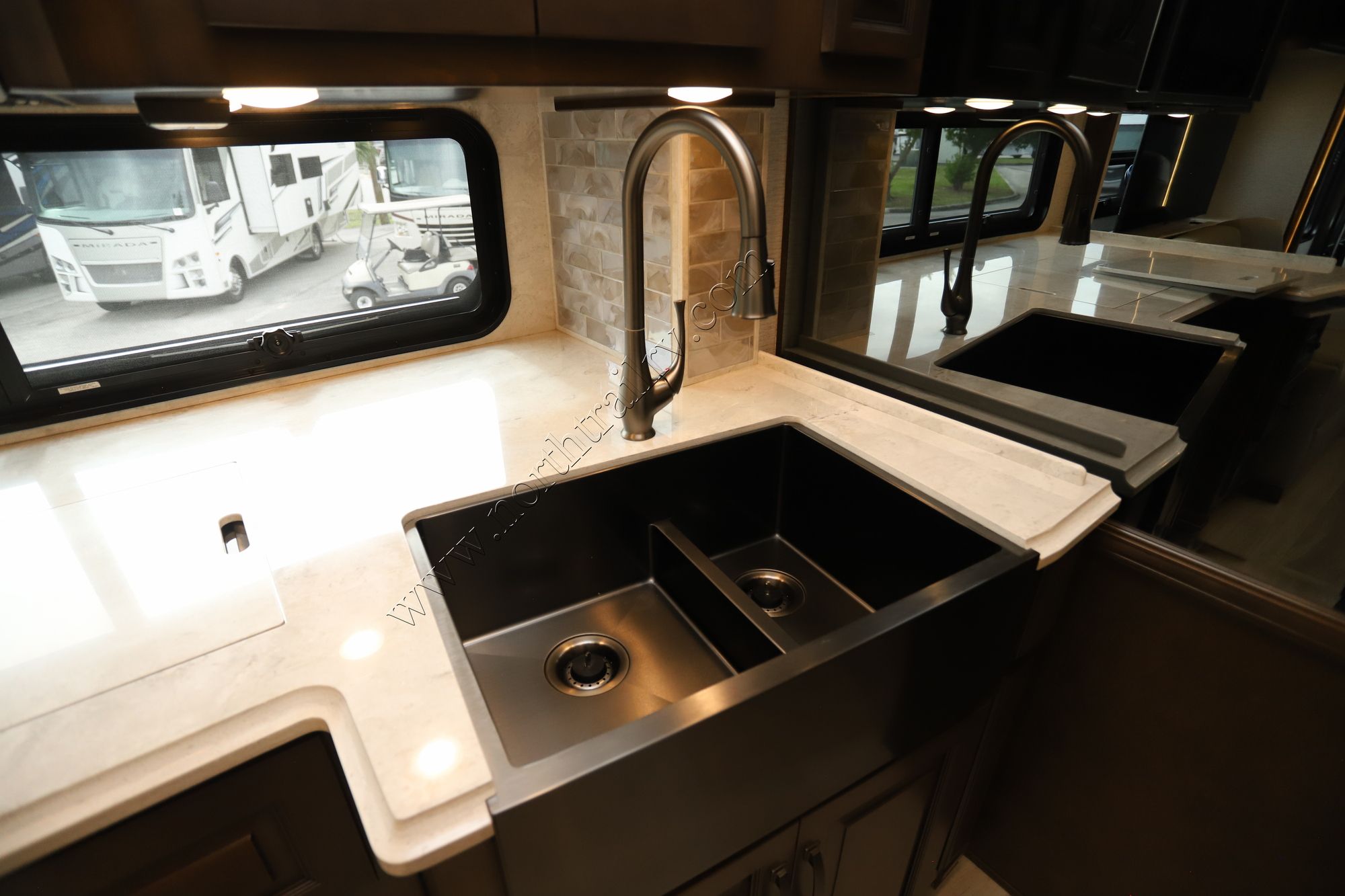 Used 2024 Newmar Dutch Star 4081 Class A  For Sale