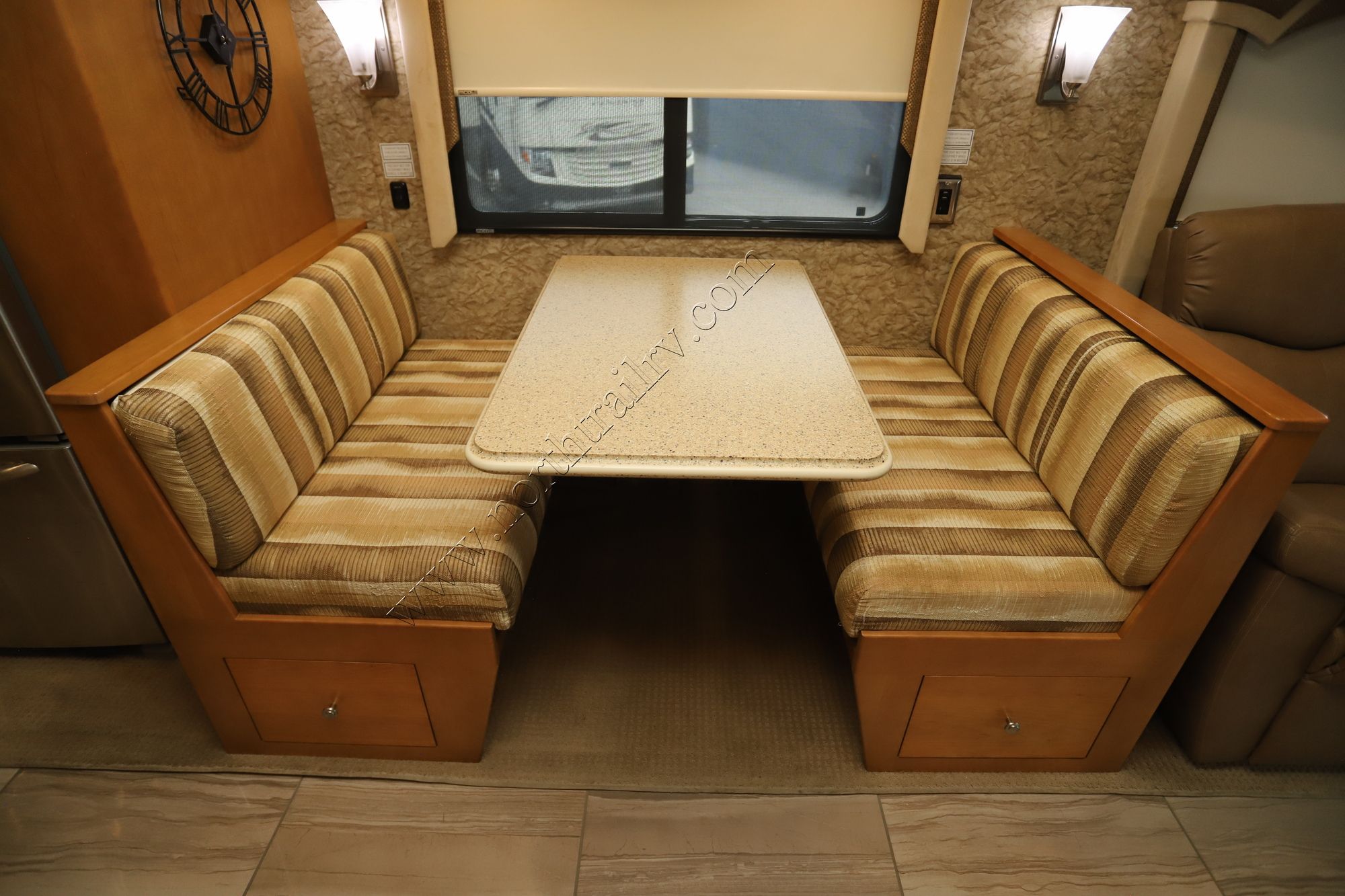 Used 2014 Newmar Ventana 4037 Class A  For Sale