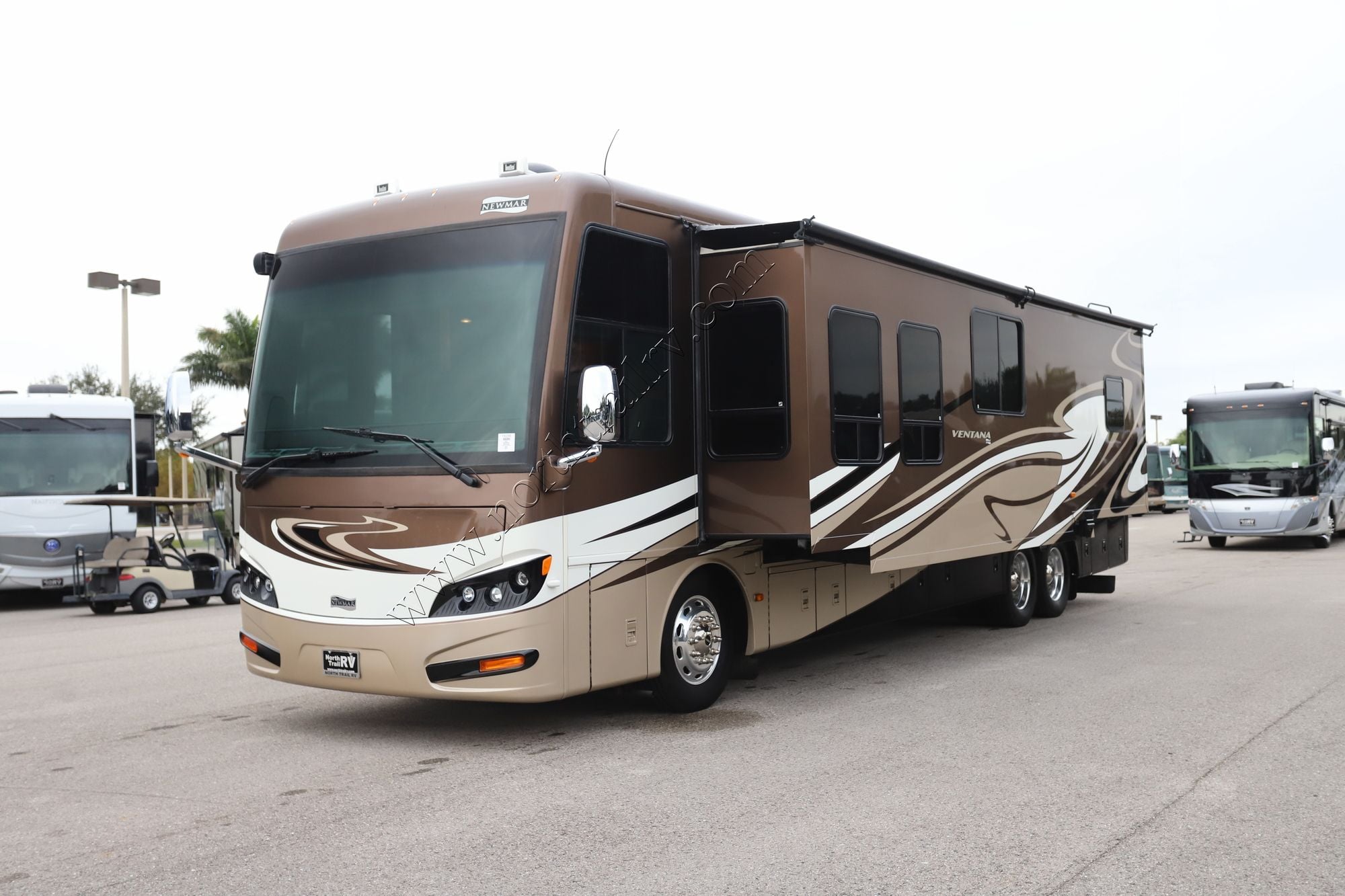 Used 2014 Newmar Ventana 4037 Class A  For Sale