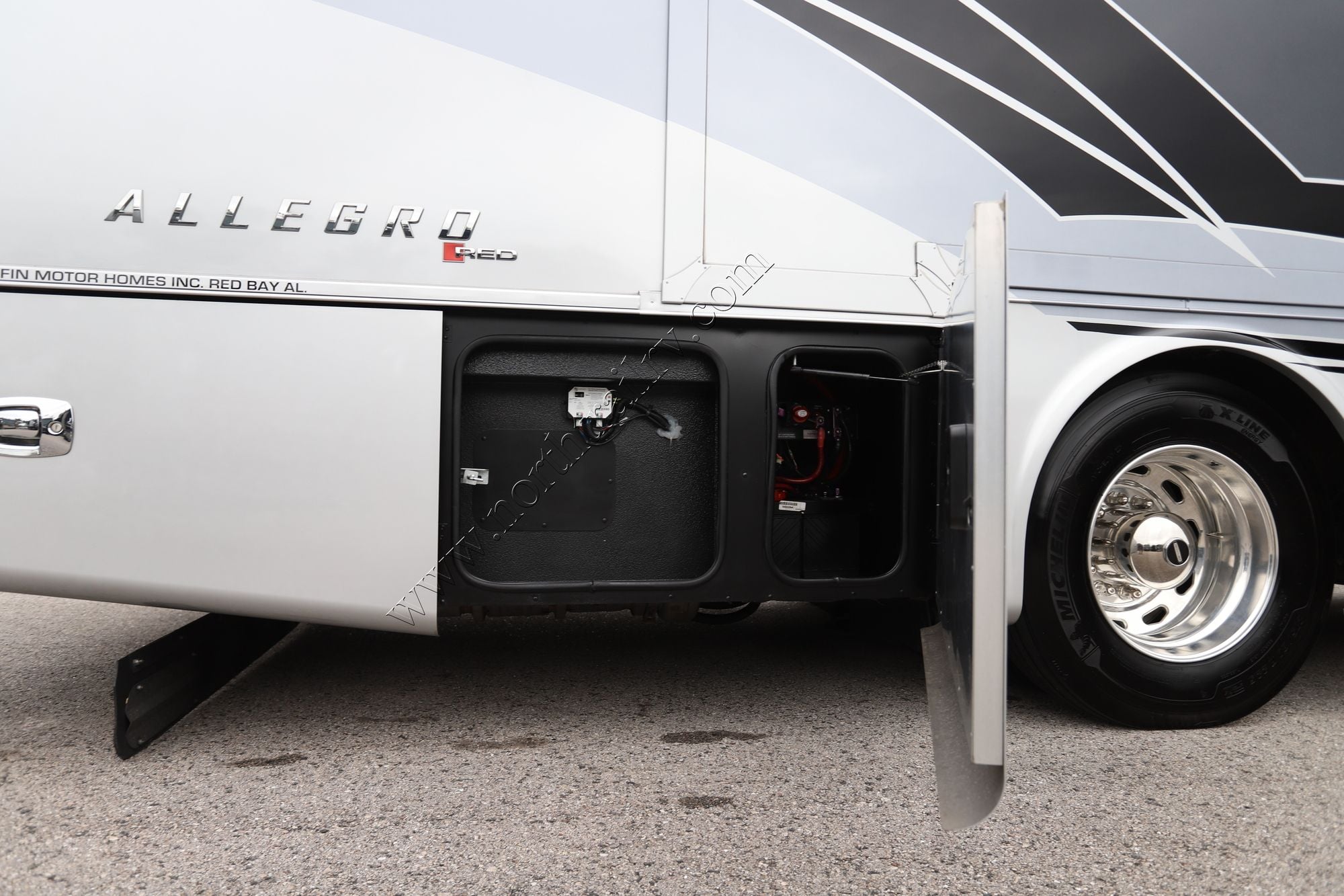 Used 2020 Tiffin Motor Homes Allegro Red 37BA Class A  For Sale