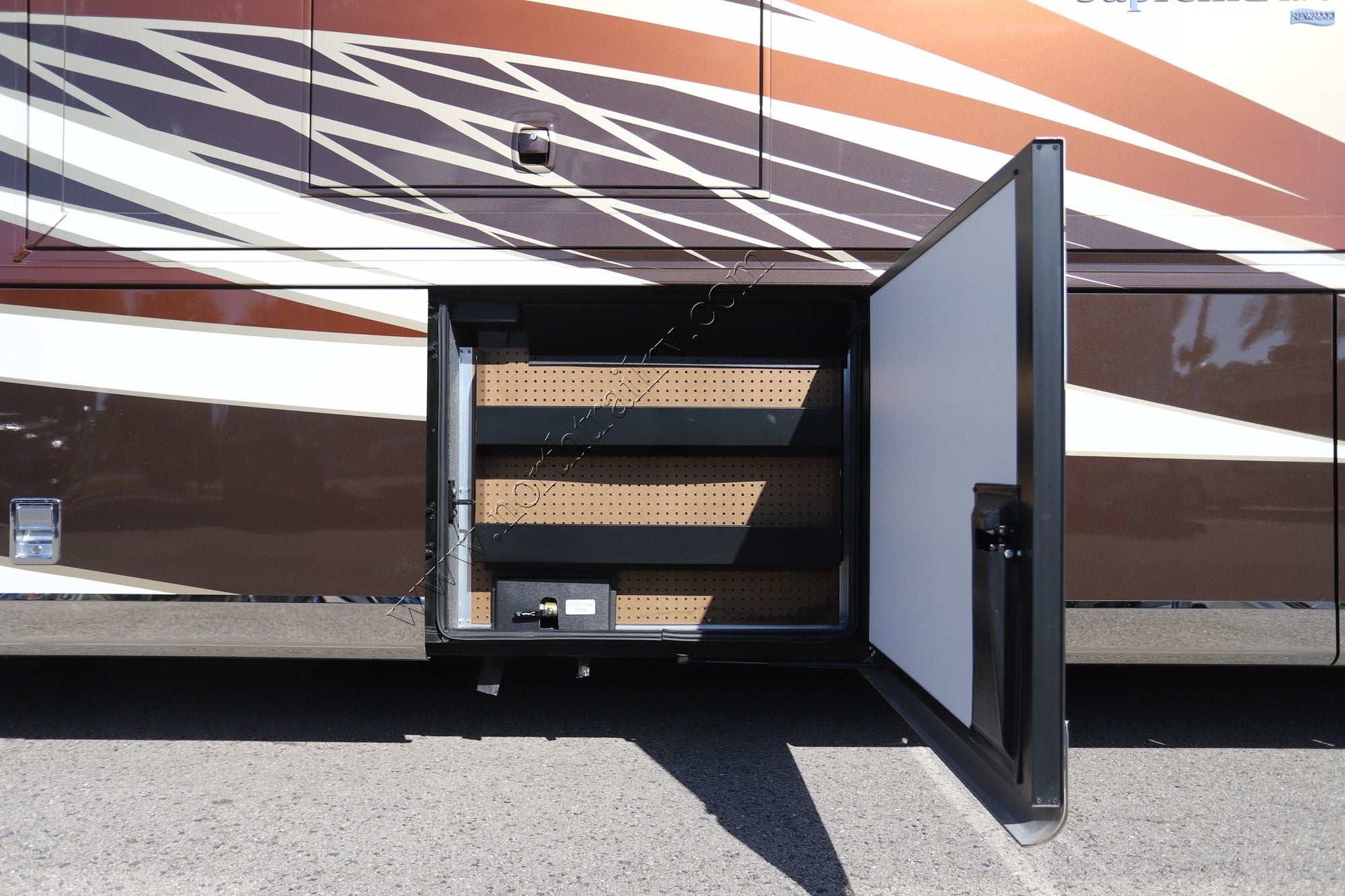 Used 2023 Newmar Supreme Aire 4530 Super C  For Sale