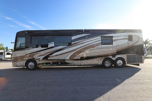 2017 Newmar London Aire 4519