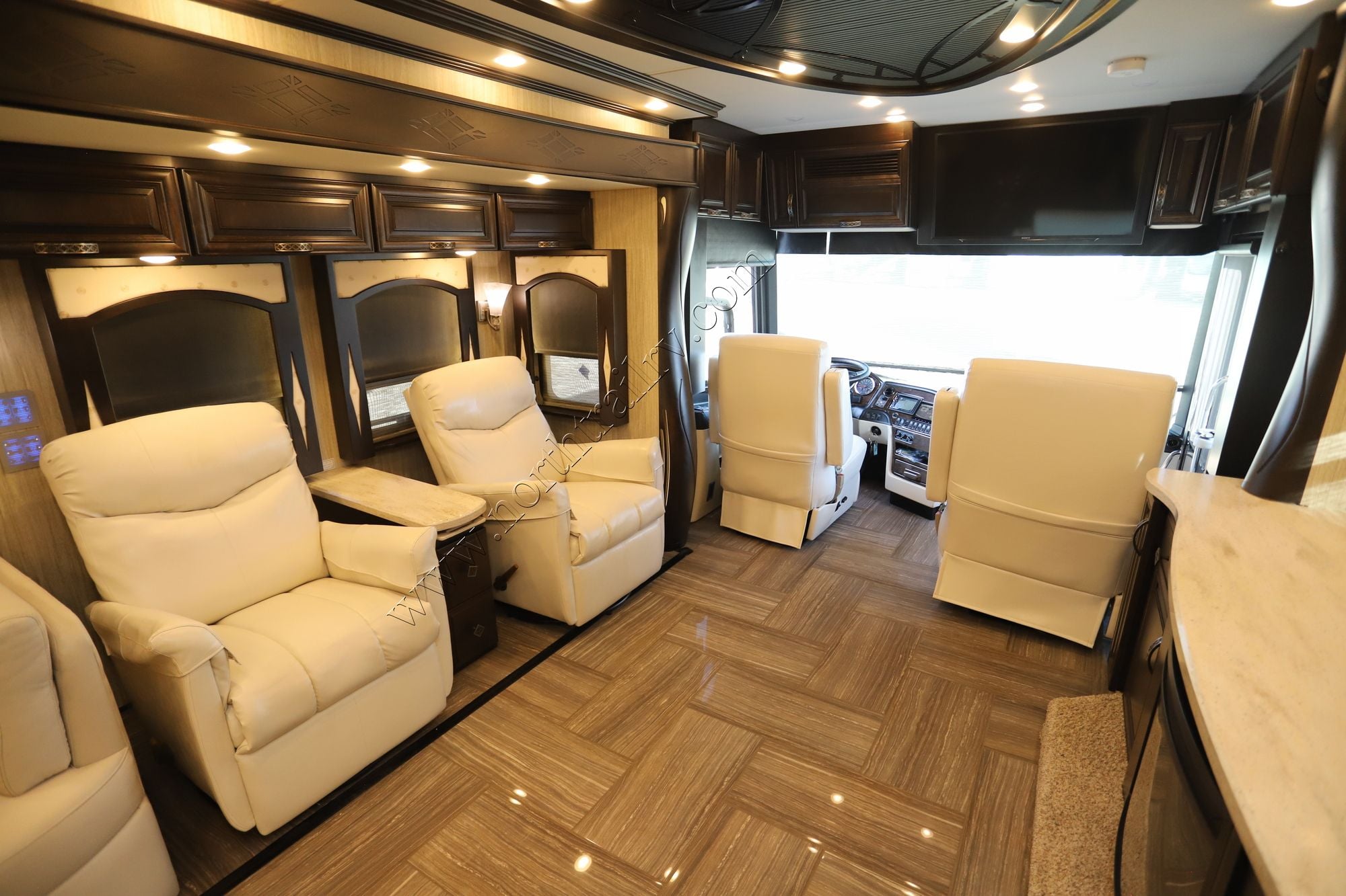 Used 2017 Newmar London Aire 4519 Class A  For Sale