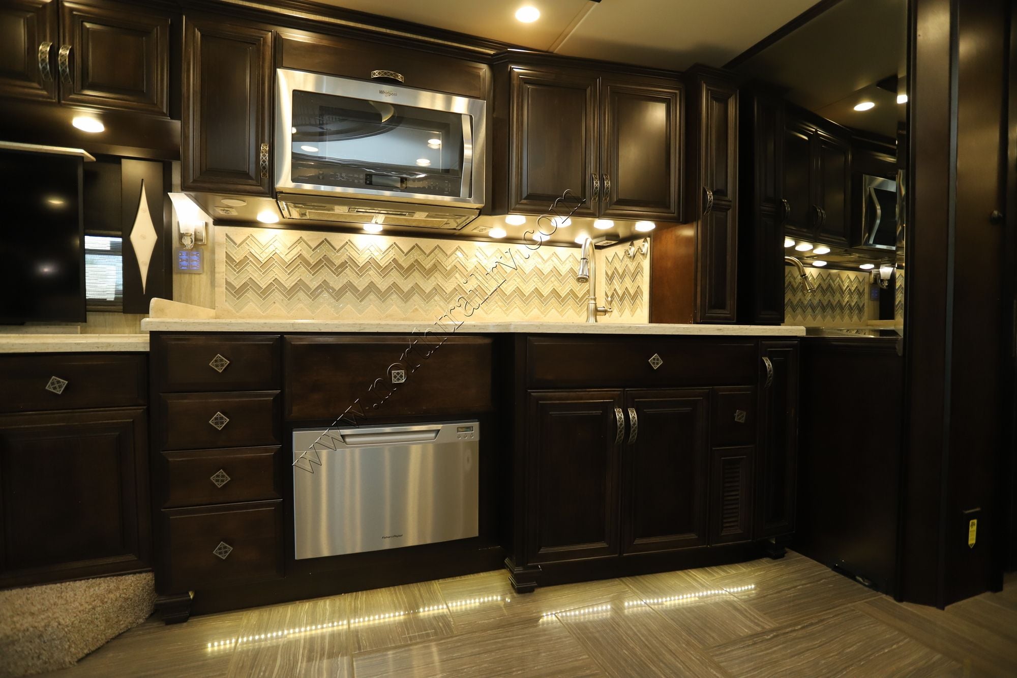 Used 2017 Newmar London Aire 4519 Class A  For Sale